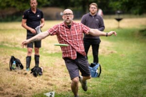 How to Convince Friends to Try Disc Golf and Love It